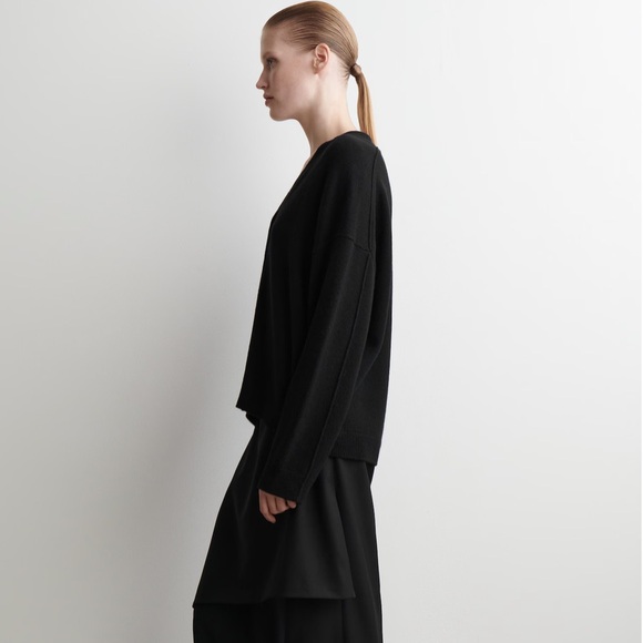 COS Black Cashmere V-Neck Cardigan Sweater - Picture 7 of 7